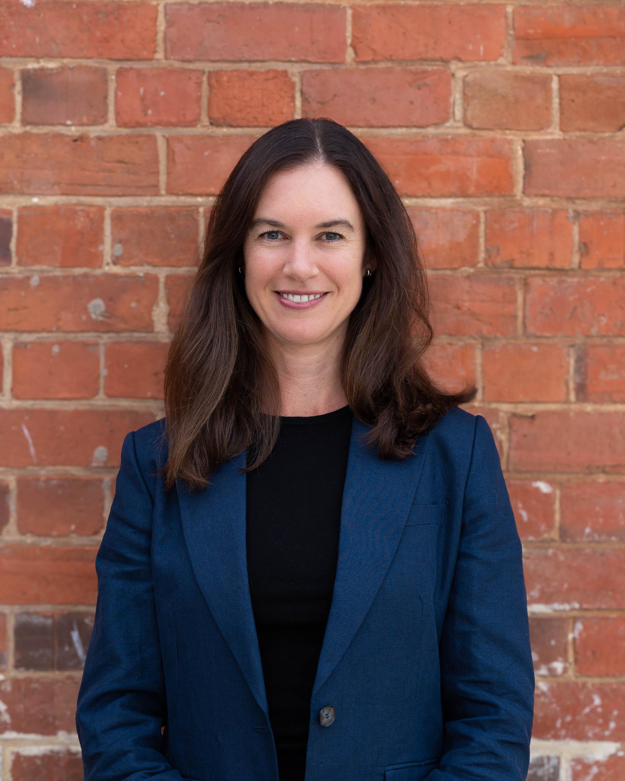 Dr Elizabeth Lord